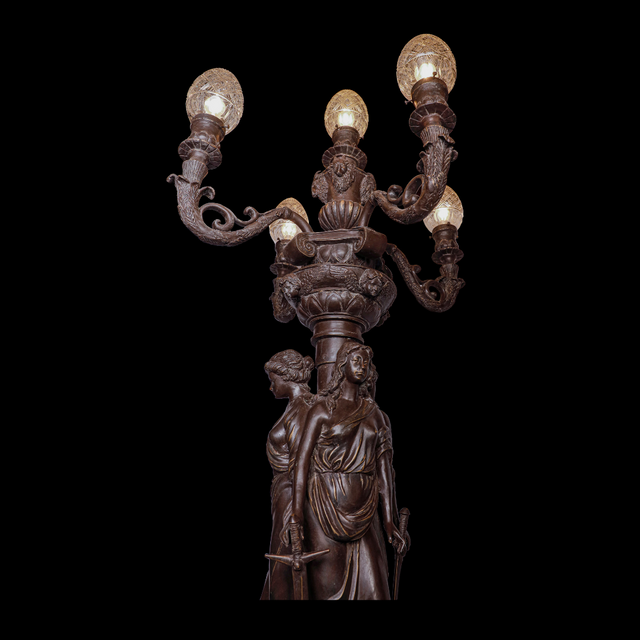 Colonial Bronze Lamp Post