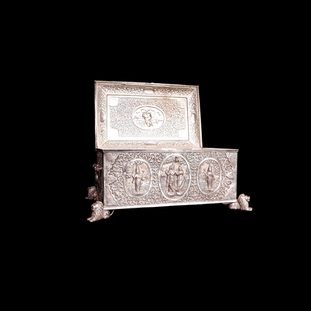 Saraswati Jewellery Box / Paan Dhan